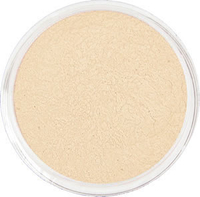 Mineral Veil Finishing Powder Model Glow